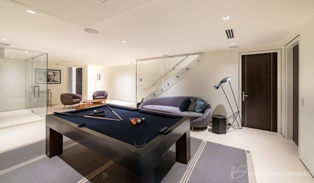 Stradella Los Angeles Lounge Area with Pool Table